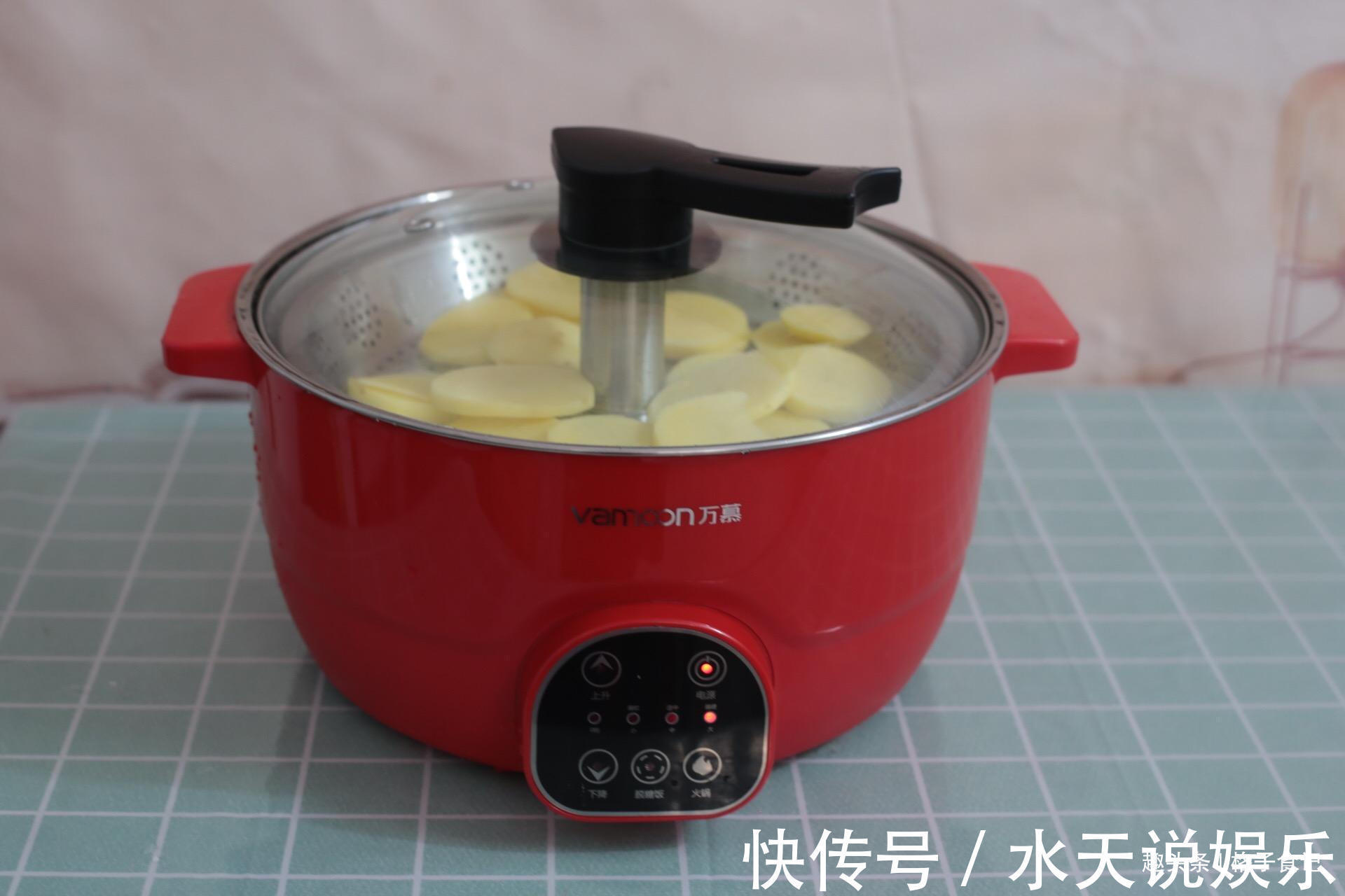 土豆|自从学会土豆此做法,女儿三天两头就想吃,刚出锅就抢着吃,特香