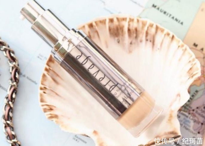 质地|40岁女人记住,再懒也要在睡前涂上精华,10年后你比同龄人嫩多了