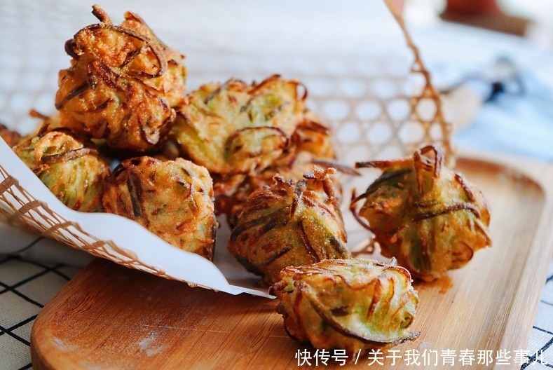 a1687|炸萝卜丸子,加面粉还是淀粉?都不对,教你做法,外酥里嫩不回软