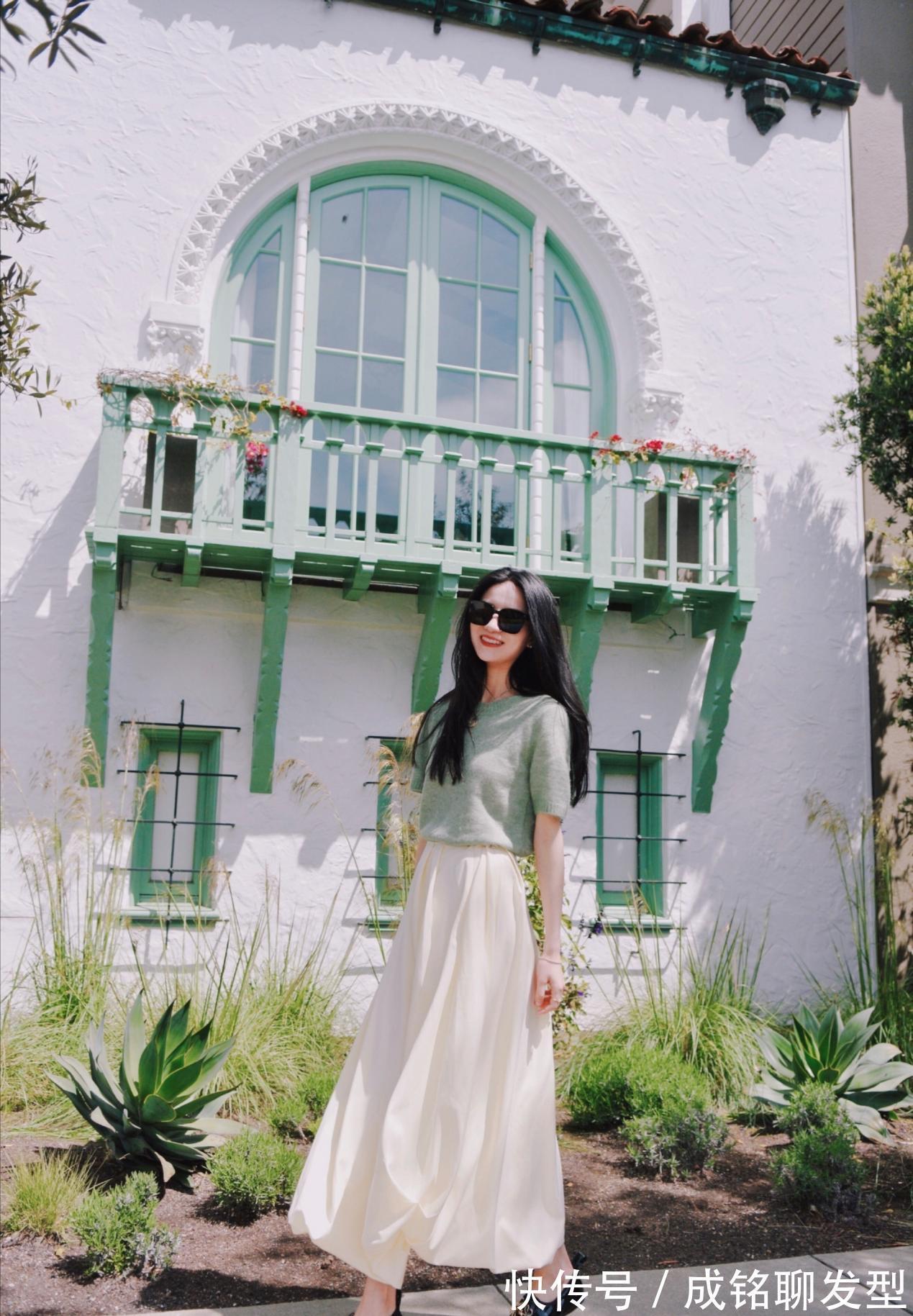 私服|夏季穿搭既要简单又要时尚,10款优雅大气的私服搭配,遮肉又显瘦