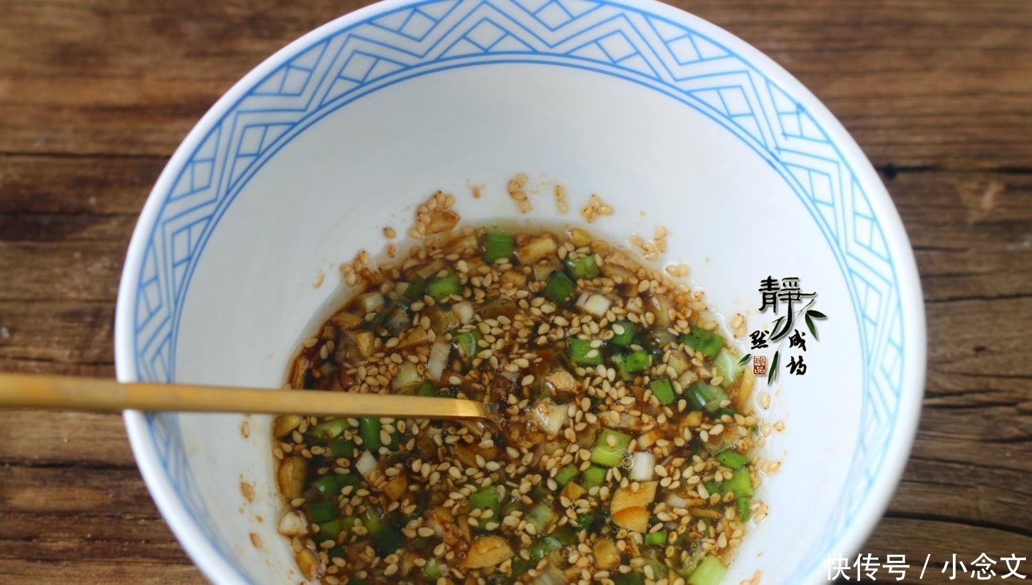 挂面最好吃的做法，不炒不焖，酸爽开胃超可口，越吃越喜欢