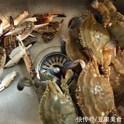 鲜美|#不容错过的鲜美滋味#葱焖梭子蟹