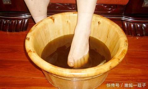 长寿|睡前1小时是养生“黄金期”，养成5个习惯，长寿向你“走来”