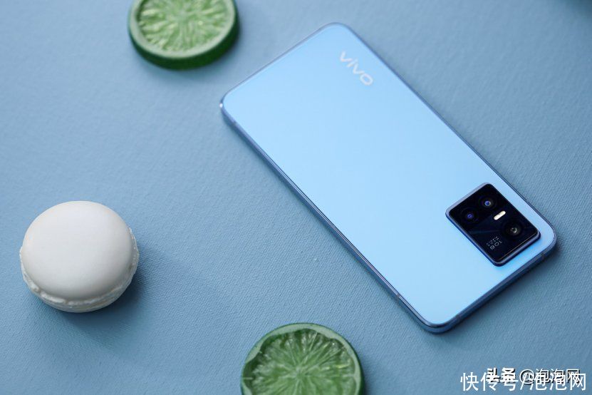 绮光焕彩|绮光焕彩的自然柔光人像自拍旗舰 vivo S10 Pro手机外观图赏