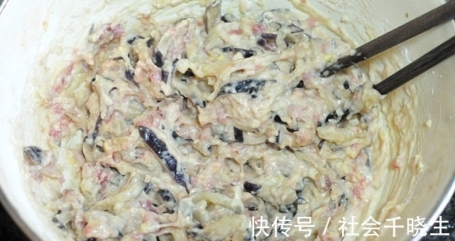 早餐饼|立秋前后,早餐多吃此一款!2块钱做一锅,润肺止咳体质强!