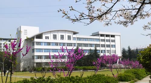 我国这3所师范类大学，虽不在省会城市，却有公认的好口碑！