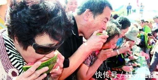 柿子|4种水果越吃湿气越重,中医称为“湿气王”,看完后告诉身边人