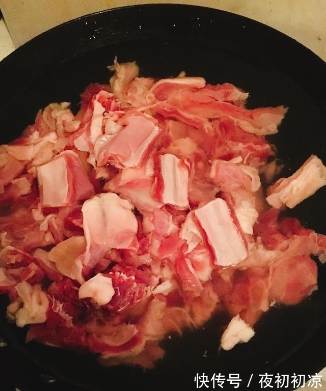 胡萝卜|冬天吃此道菜，专治手脚冰凉，多吃一些也不胖！