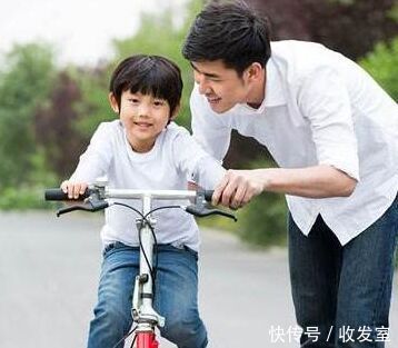 男孩子|家里有儿子,就要舍得在这3个方面花钱,将来他会加倍回报你