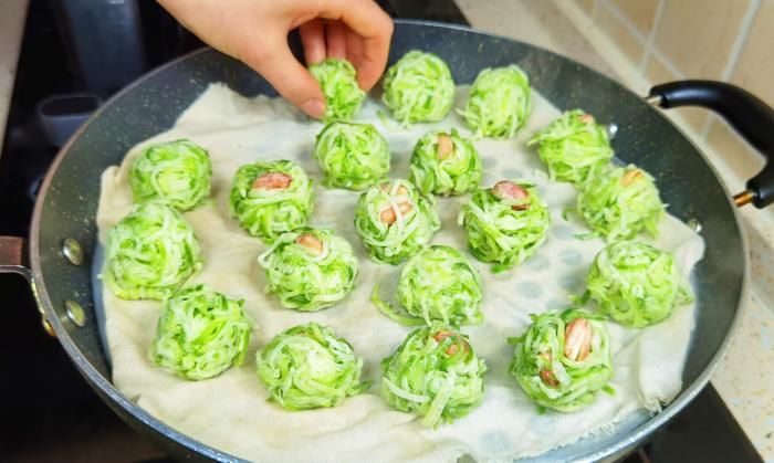 天冷了,吃这菜正当时,价格便宜营养高,简单一蒸,热乎乎真解馋