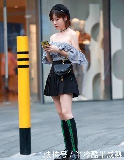 迷人|一字肩皱褶衫搭配黑色短裙,气质迷人,时髦又洋气