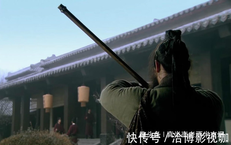 生死关头$被斩前才见英雄本色武松怒喝鲁智深大笑，李逵咋变成了一摊泥