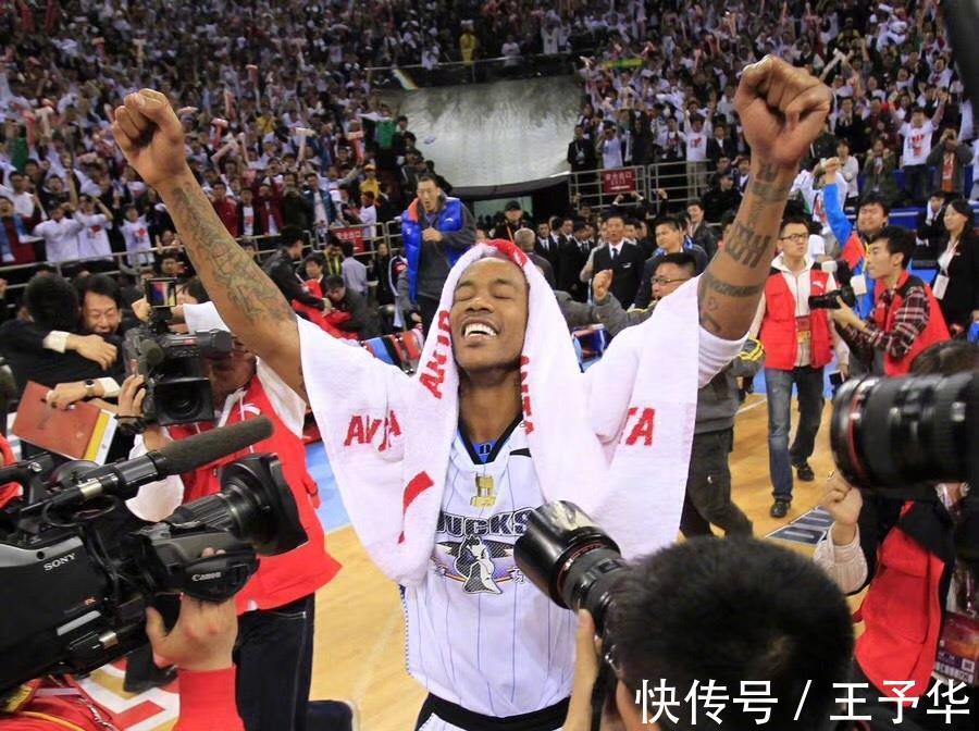 cb意味深长!CBA重罚牵涉马布里,他却在社媒又打了李春江一记冷拳