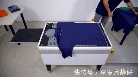 |搞笑GIF:俺有一个室友也是这样上床,结果床沿断了!