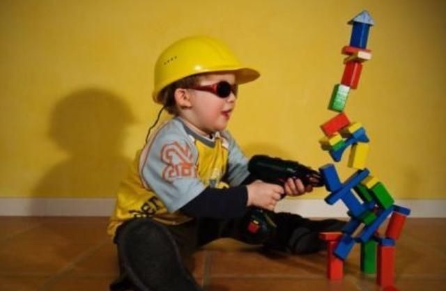 父母|美国神经生物学家:孩子大脑发育存在“黄金5年”,父母要把握住