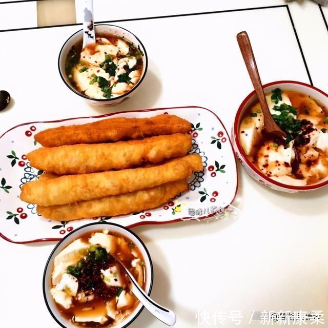 蜂窝状|7天早餐这样做,一周换着吃天天不重样,挑食的孩子也爱吃,收藏