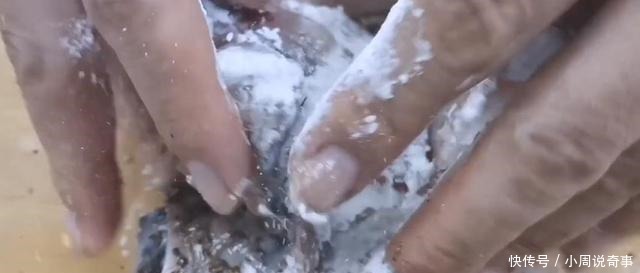 我家草鱼从不红烧,教你懒人做法,不加一滴水,上桌被全吃光!