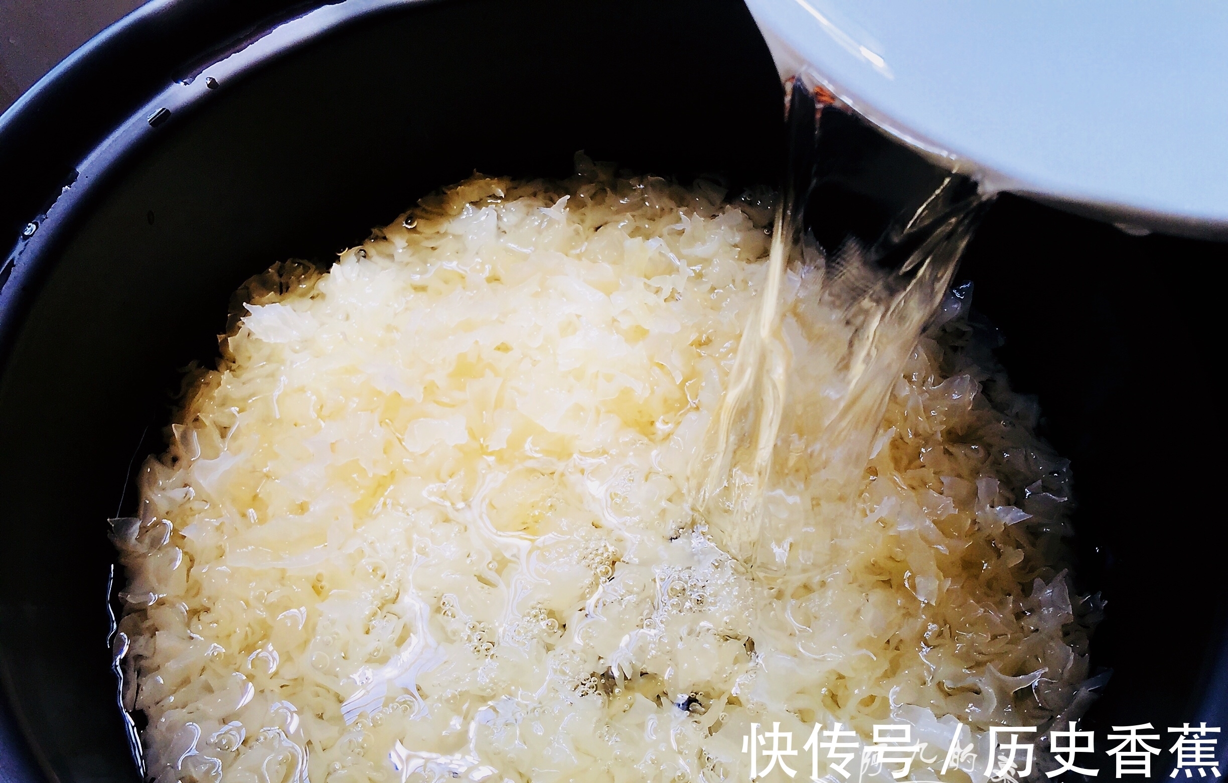 糖水|立秋后，這碗甜羹女人多吃，養顏潤燥，氣色好了，人人夸你漂亮