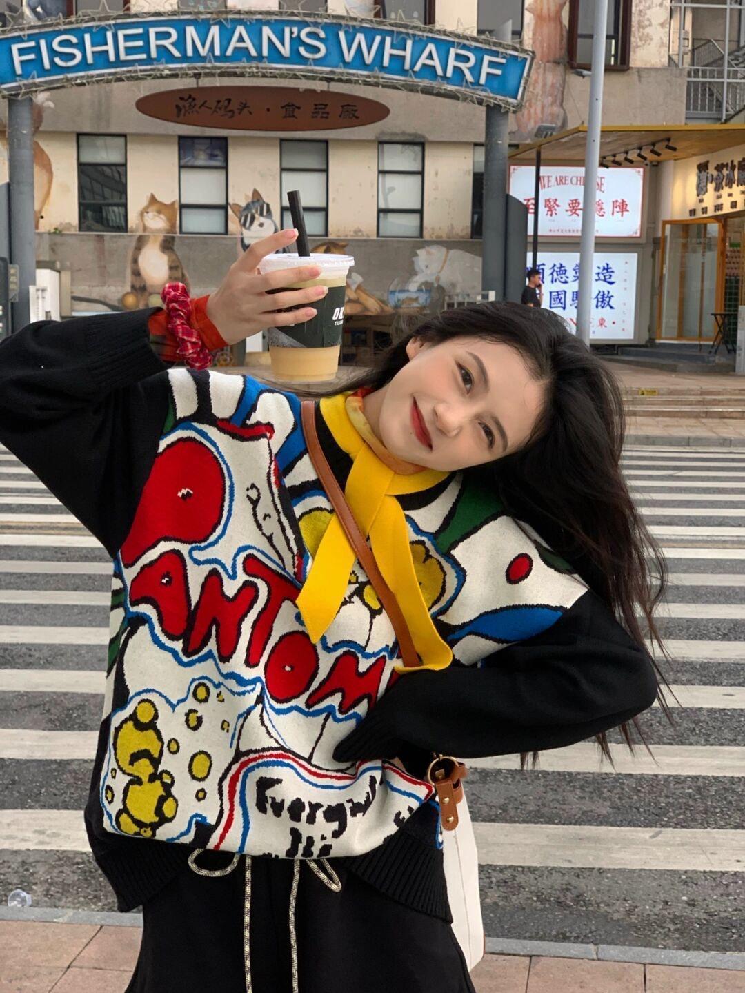 卡通 秋冬想要穿得俏皮又可爱?一定不能错过这件卡通针织衫!