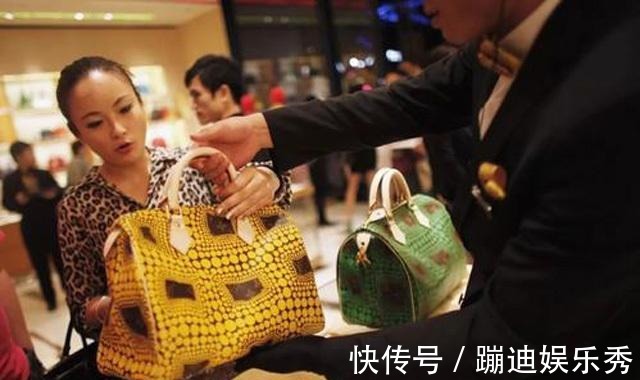 本命年 被人“用过”的东西,却花5倍价格“排队”购买!买的人在想啥!