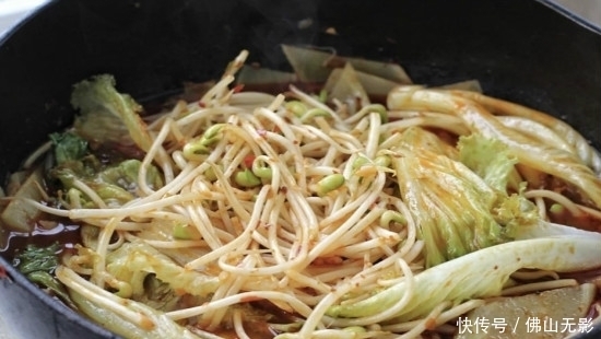 色泽诱人的家庭版毛血旺,麻辣鲜香超诱人,看的人直流口水