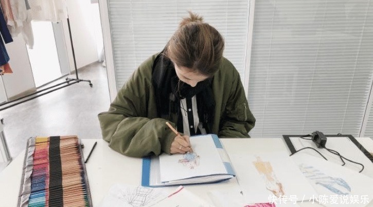 父母 “巨嬰”劉思琦16歲還要人喂飯,日花銷過萬,如今真的蛻變了