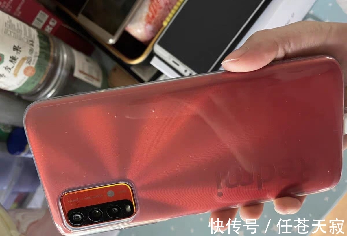 红米note|小米手机续航王，配备6000mAh大电池，骁龙芯片+128GB仅899元