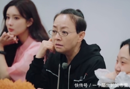 李雪琴 不会吧,《五十公里桃花坞》这么尴尬的节目真的有人看吗