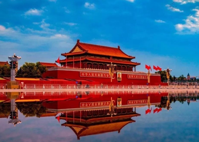 好玩|国内适合学生党去的五大城市,好玩还不贵,去打卡祖国的大好山河