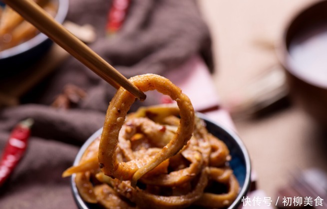 农村过冬必备四种咸菜,大缸腌菜味道香,能吃一冬,附教程