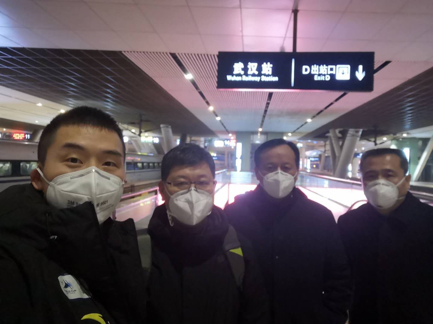 人民|【人民好医生-白衣守护22】逆行英雄!除夕之夜奔赴武汉