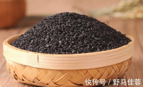 黑芝麻|黑豆和它是绝配，简单一做，香甜细腻，三天两头吃，睡眠好头发黑