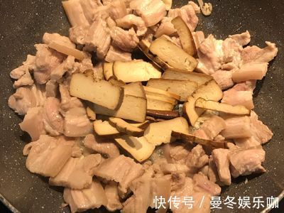 好吃|这才是五花肉炒香干最好吃做法,鲜香味美口感纯正,怎么都吃不腻