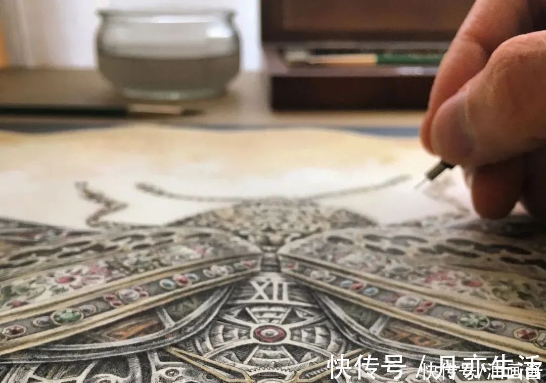 艺术家@90后画家用针管笔绘画，一幅画耗时数百小时，精致极了