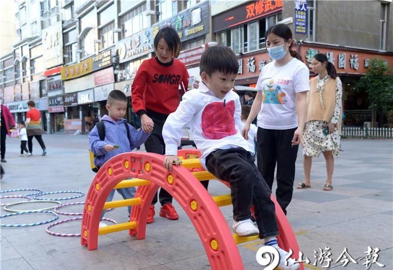 仙游|太会玩！仙游800名幼儿及家长聚在这里，萌翻了……