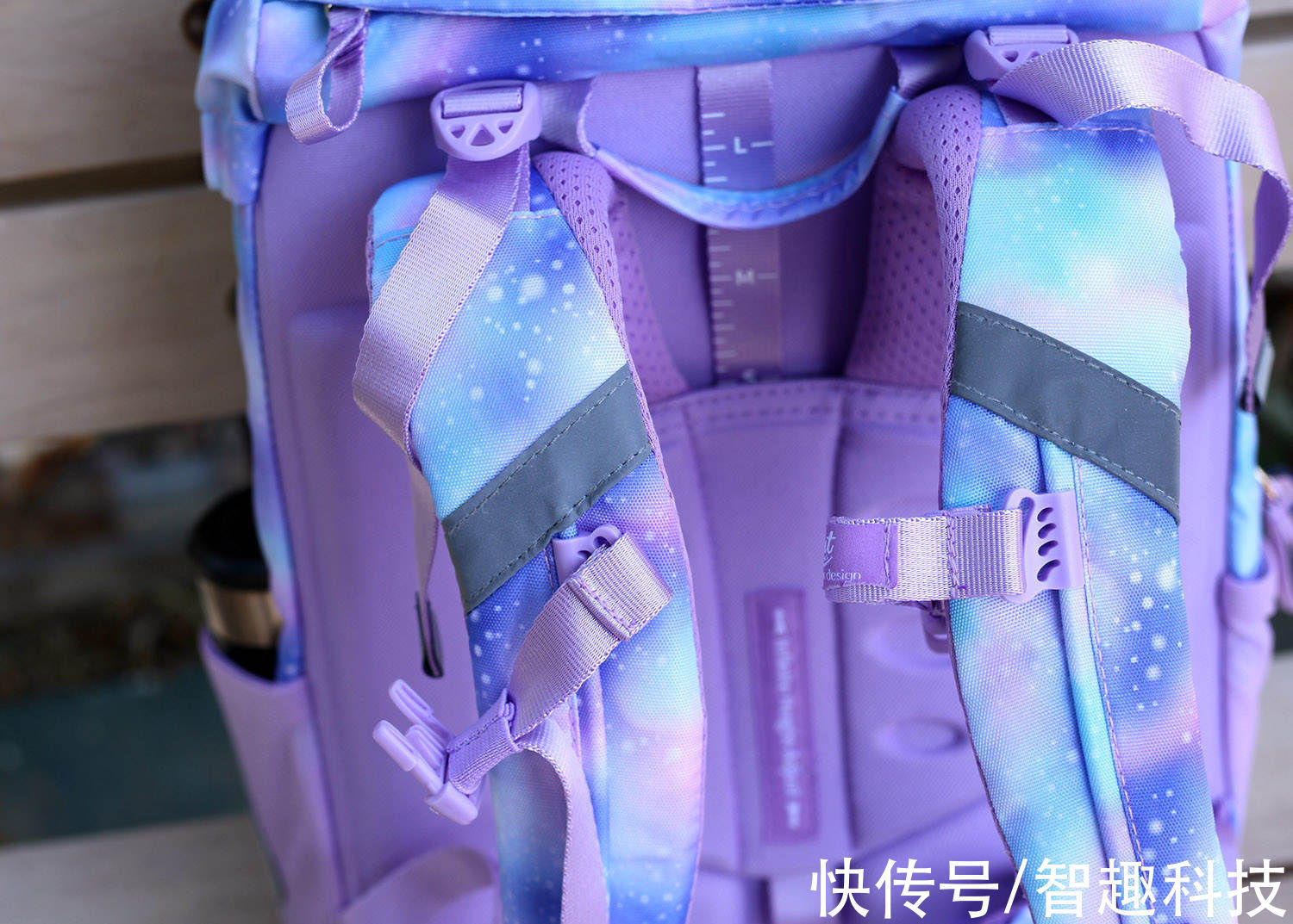 魔术贴 一千多的书包用着啥感受?居然能靠变形陪伴孩子成长