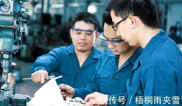 研究者|订单突然暴涨，美国人都惊叹不已！中国为何一定要发展人工智能？