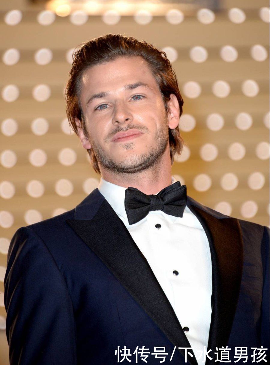 他连续十一年担任香奈儿CHANEL 品牌代言人