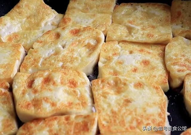 香菇|分享一款五花肉香菇豆腐煲,鲜嫩多汁,简单好吃,老少皆宜的美食