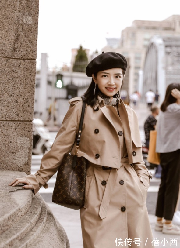 高跟鞋|建议30+女性多穿“风衣”,搭配裤子、裙子,普通人也能气质翻倍