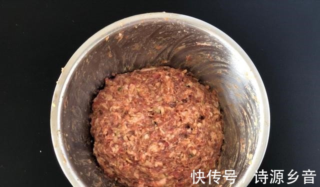 冬天就给家人做这汤！暖胃利湿特好喝，每周吃两次手脚不凉不怕冷！