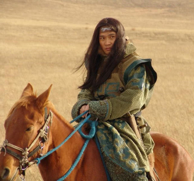 李陵|都是名将都投降了匈奴，为何李陵被封为王，李广利则遭到杀害