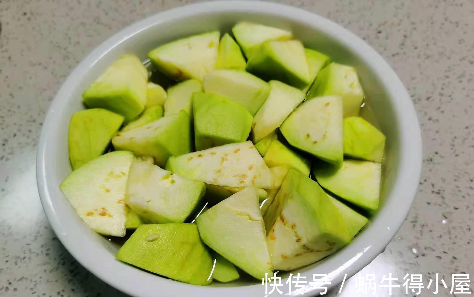 无敌|入秋后，茄子的无敌吃法，营养抗氧化，给肉都不换，真解馋
