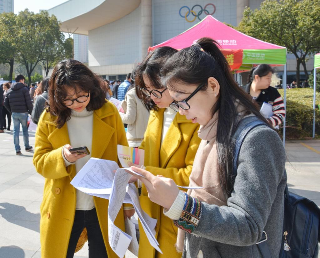 考研队伍中，为何二本学生成了“主力军”？听听张雪峰怎么说