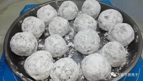 糯米粉这样做才简单，加半斤红豆，比蛋糕麻团还香，一周五次吃不够