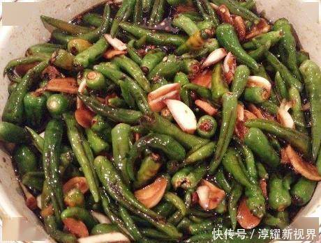 加盐|腌制尖椒,有人先加盐有人先焯水,做对了,尖椒清脆入味更好吃