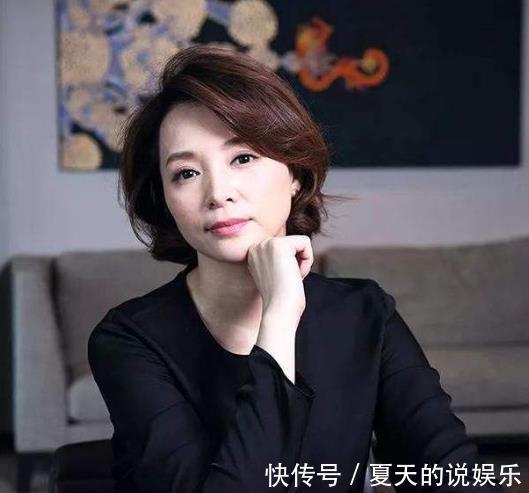 美国|参观董卿在美国的豪宅,全屋卫生间都有十个,户外环境像园林景观