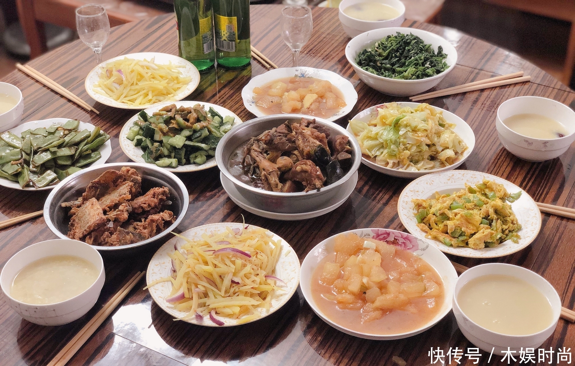 初三,大鱼大肉吃多了油腻,公婆做的这8道菜清爽舒坦,晒圈火了