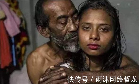 敬仰|尼泊尔最尊贵的女神:万人敬仰连国王也得下跪,退位后却无人敢娶