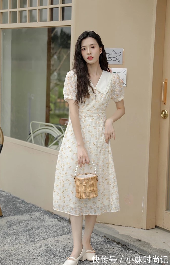 法式|法式甜美泡泡袖连衣裙，满满的公主心